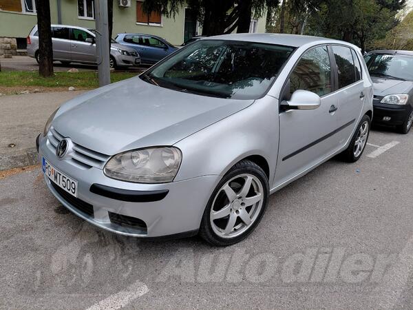 Volkswagen - Golf 5 - 1.9 tdi