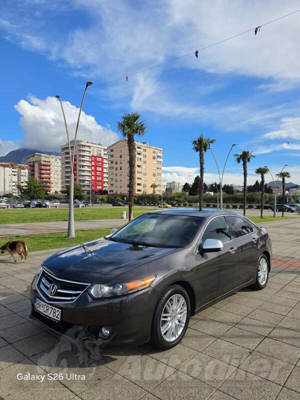 Honda - Accord - 2.0 4D Elegance