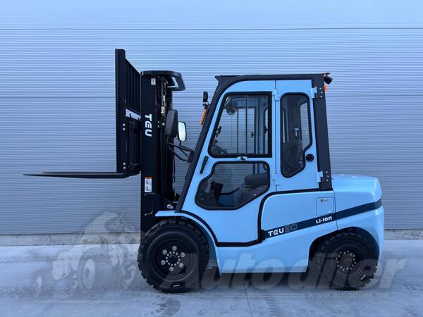 TEU - FLB30 Lithium TRIPLEX 4.7m  KABINA