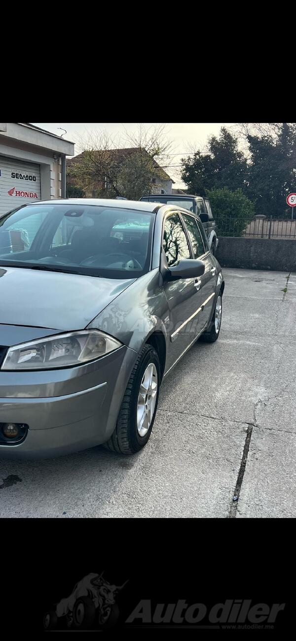Renault - Megane - 1.9 dci