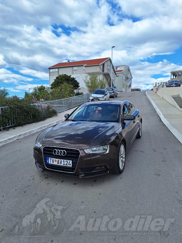 Audi - A5 - 2.0 tdi automatik