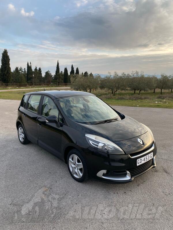 Renault - Scenic - 1.5