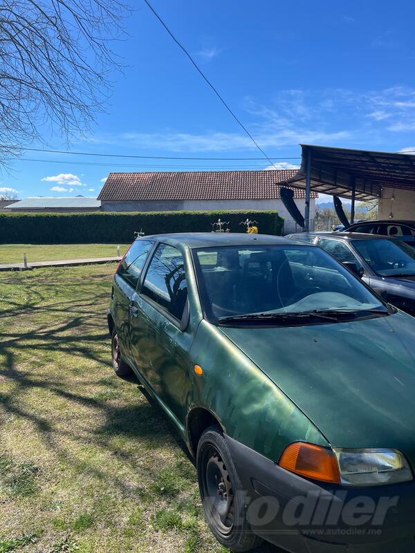 Fiat - Punto - 1,1