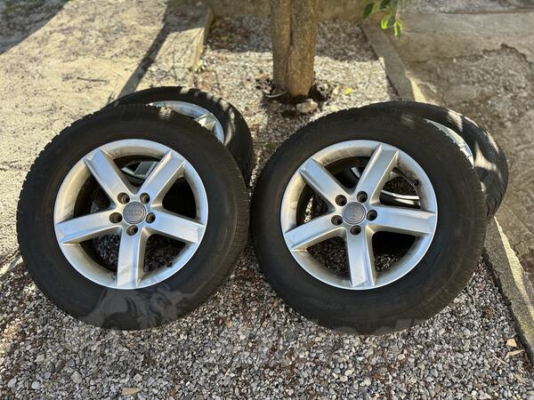 Fabričke felne i Dunlop gume