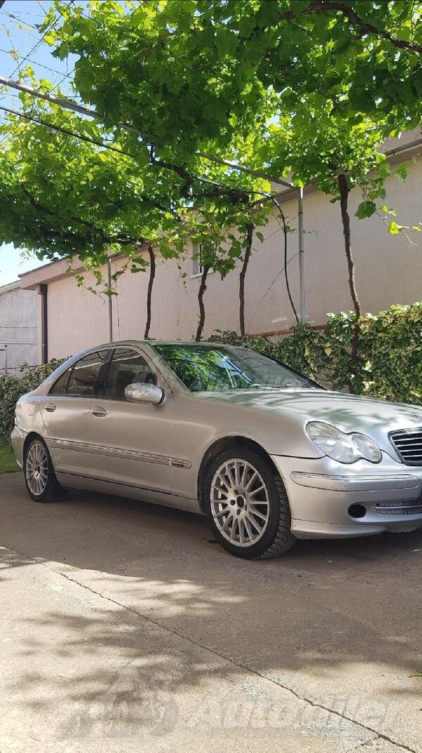 Mercedes Benz - C 270
