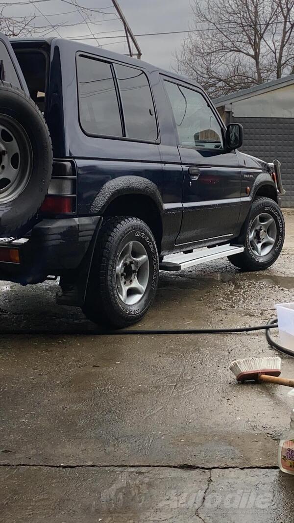 Mitsubishi - Pajero - 2.5 tdi