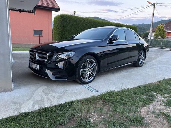 Mercedes Benz - E 220 - 2.0 AMG