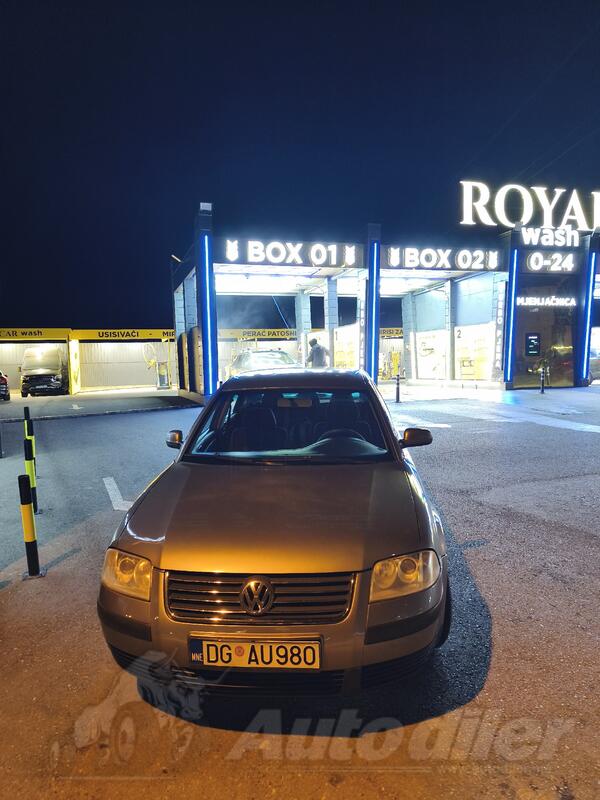 Volkswagen - Passat - B5.5