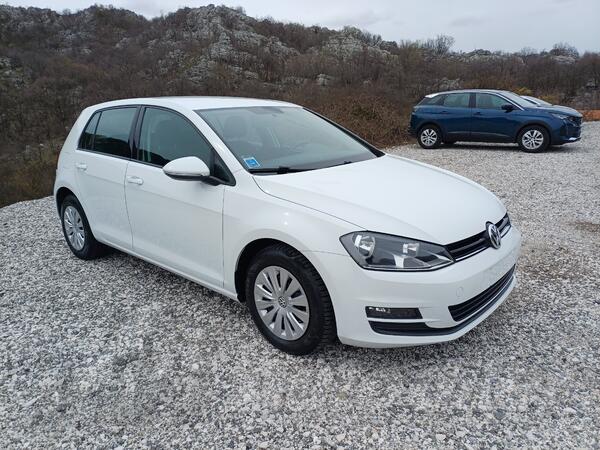 Volkswagen - Golf 7 - 1.6tdi  77kw