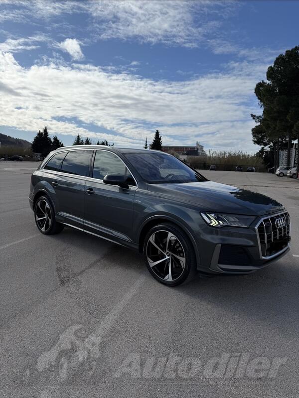 Audi - Q7 - 5.0