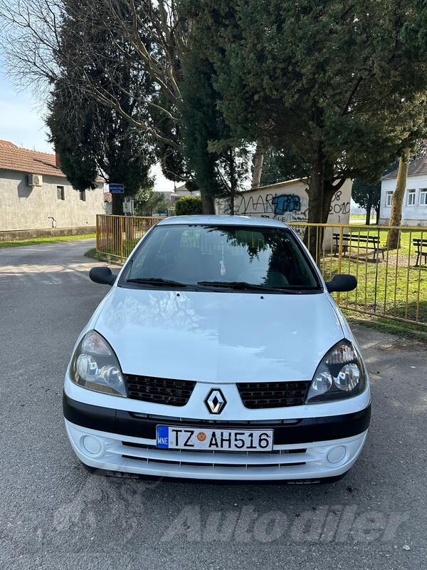 Renault - Clio - 1.5 dci