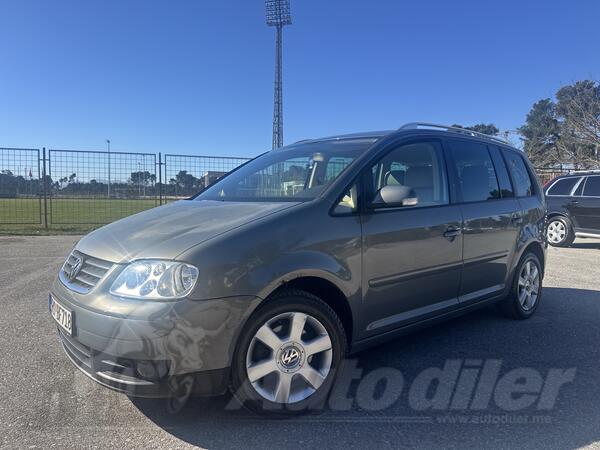 Volkswagen - Touran - 2.0