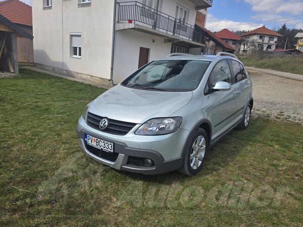 Volkswagen - Golf Plus Cross - 1.9 tdi