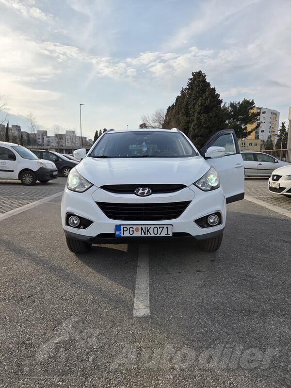 Hyundai - iX35 - 2.0 benz