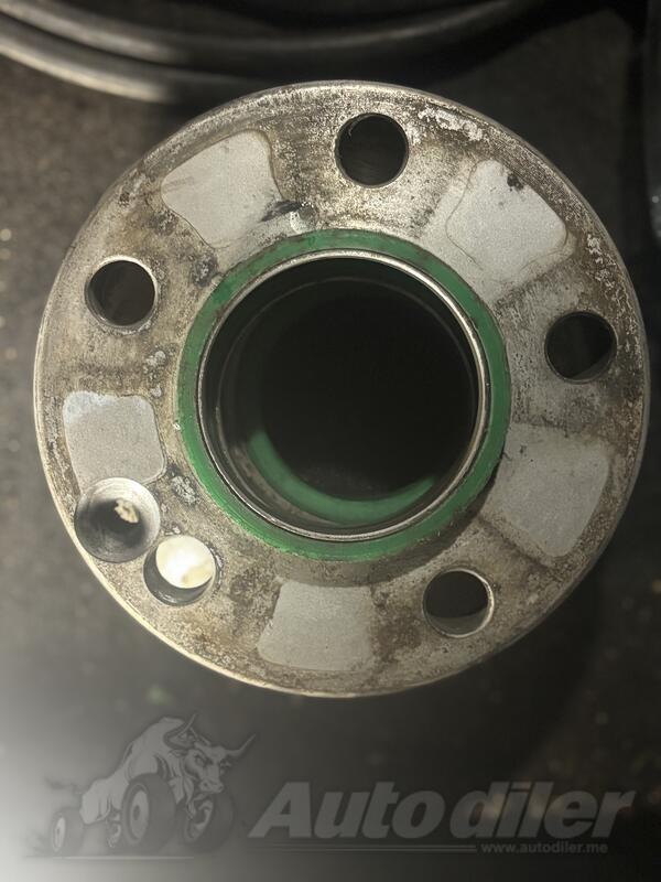 Distance 16 mm - 5x112