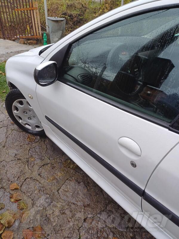Peugeot - 206 - 1.6 HDI