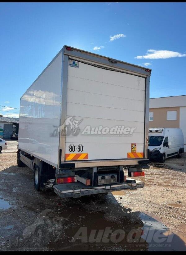 Mercedes Benz - Rampa za Mercedes Atego