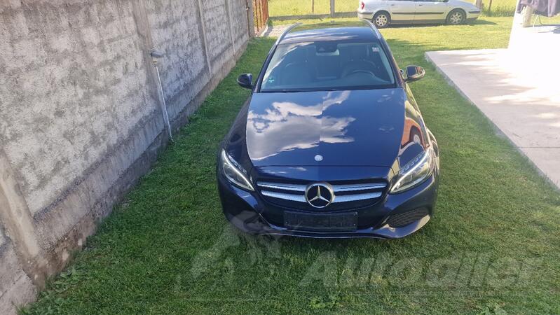 Mercedes Benz - C 220 - 220 cdi