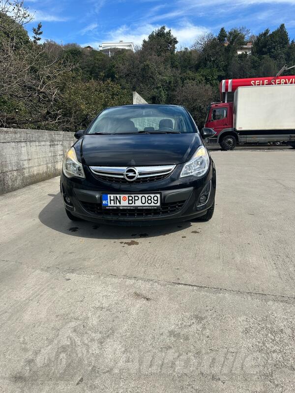 Opel - Corsa - 1.2 benzin