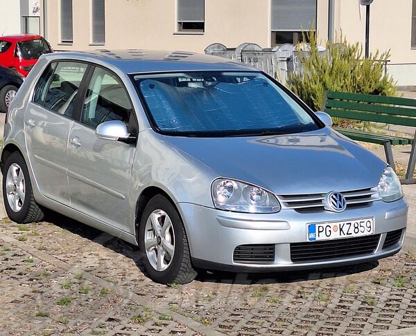 Volkswagen - Golf 5 - 1.9 TDI