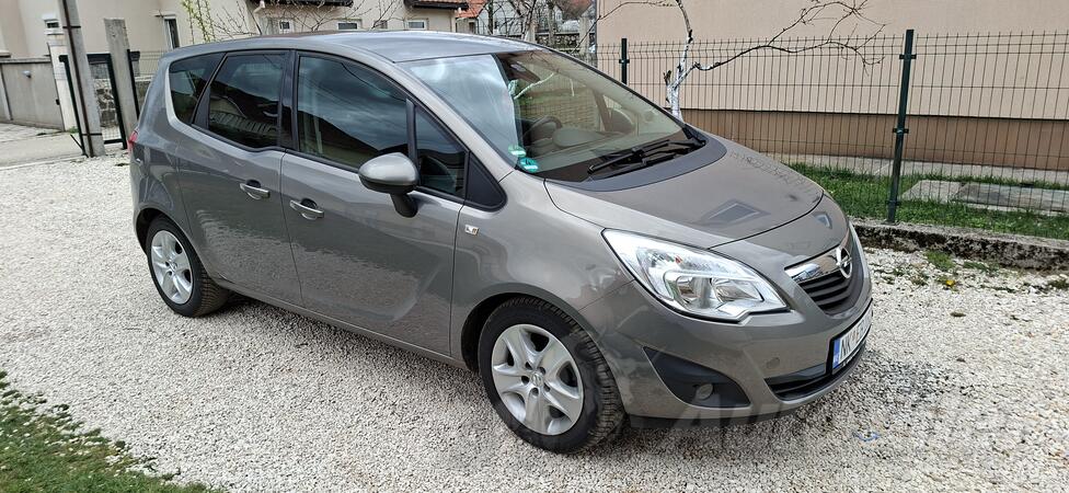 Opel - Meriva - 1.7 cdti