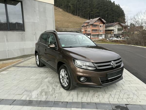 Volkswagen - Tiguan - 2.0 tdi 4motion