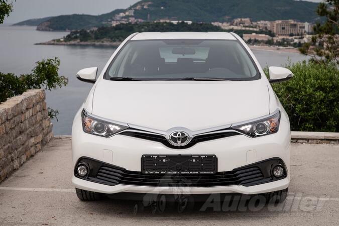 Toyota - Auris - Toyota Auris 1.6benzin