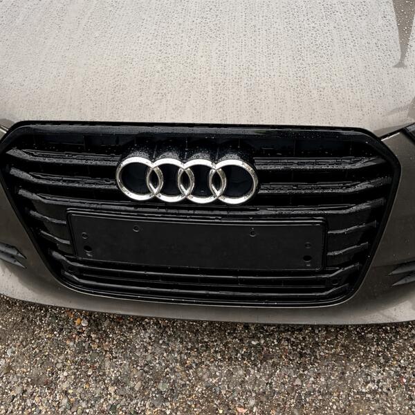 Maska za A6 god. 2012