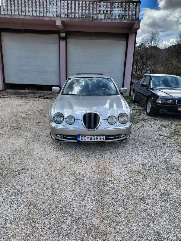 Jaguar - S-Type - 4.0