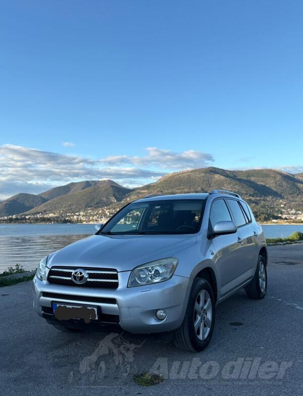 Toyota - RAV 4 - 2.2 D4-D