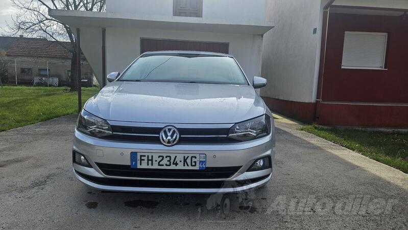 Volkswagen - Polo