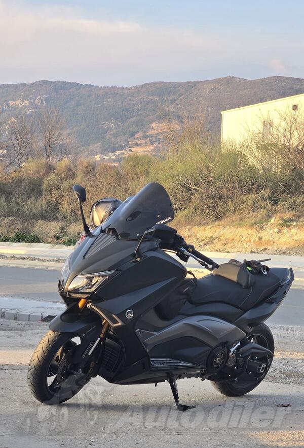 Yamaha - TMAX 530