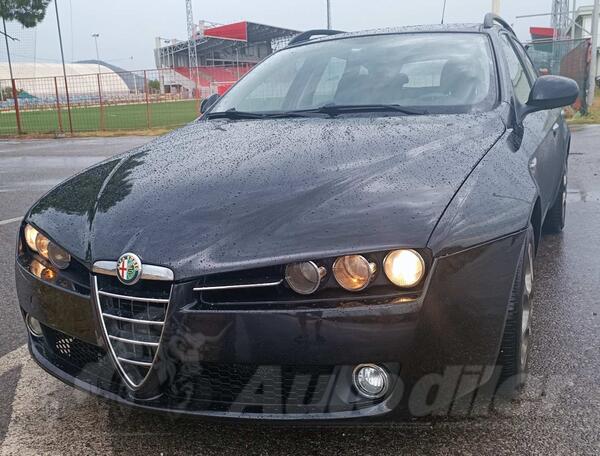 Alfa Romeo - 159 - JTDM
