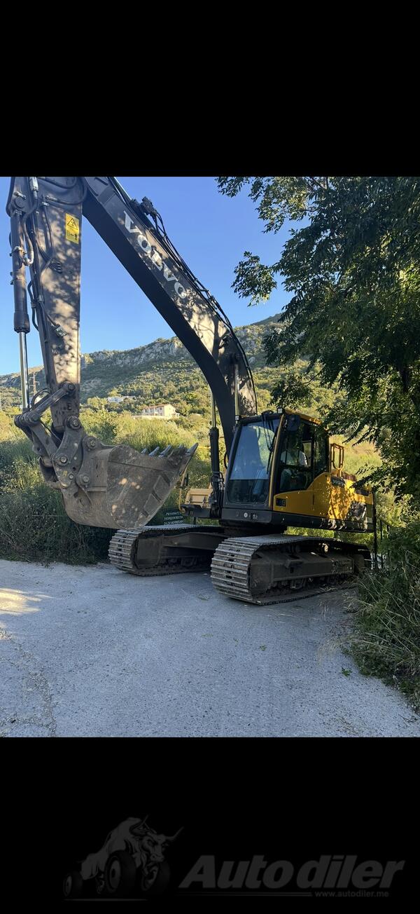 Volvo - EC 220DL