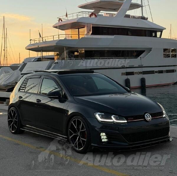 Volkswagen - Golf 7 - 2.0