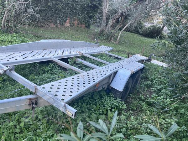 Brian James - TRAILERS