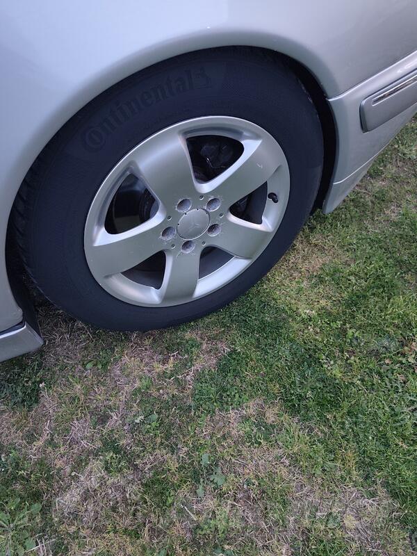 DEZENT felne i Cintinental gume