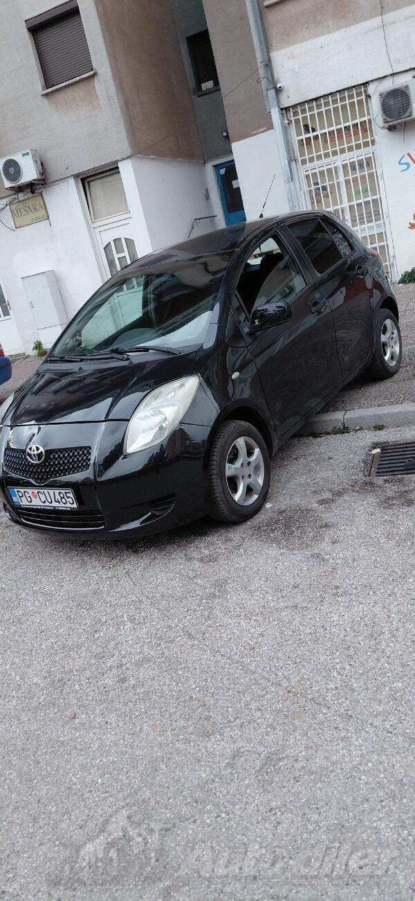 Toyota - Yaris - 1.0