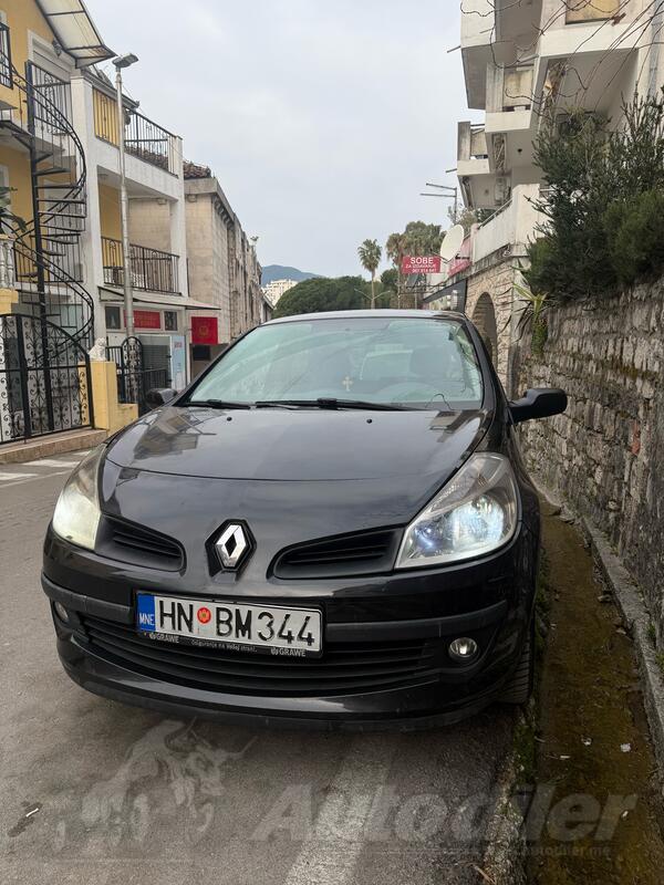 Renault - Clio - 1.5 DCI