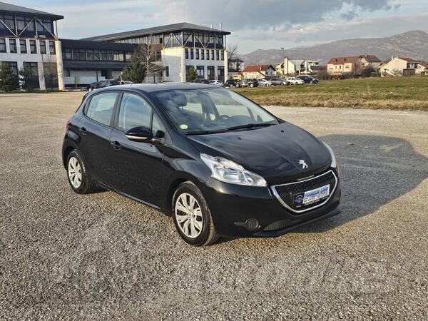 Peugeot - 208 - 1.6 hdi