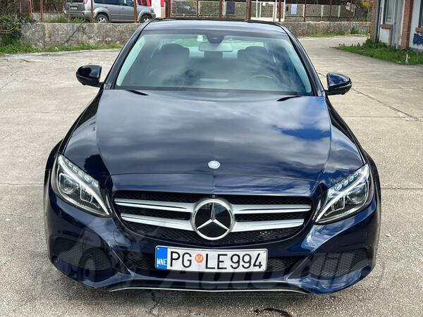 Mercedes Benz - C 180