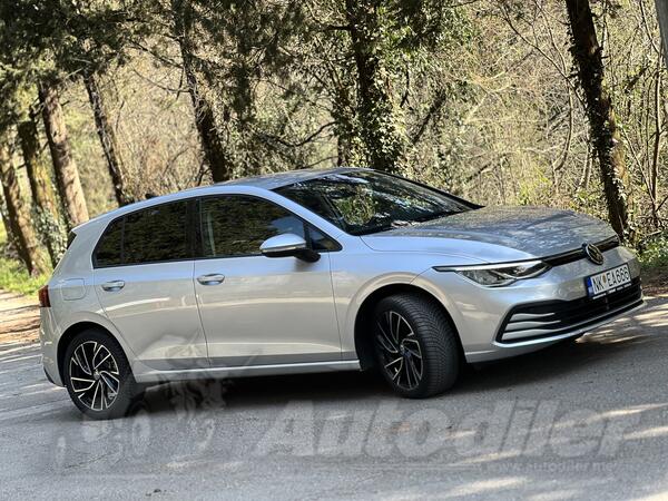 Volkswagen - Golf 8 - 2.0 TDI