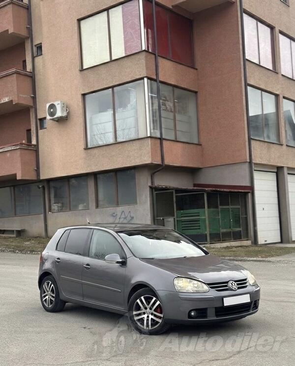 Volkswagen - Golf 5 - 2.0 tdi