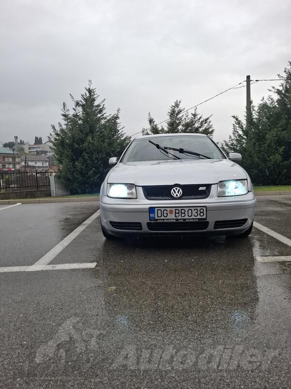 Volkswagen - Bora - 1.9 tdi