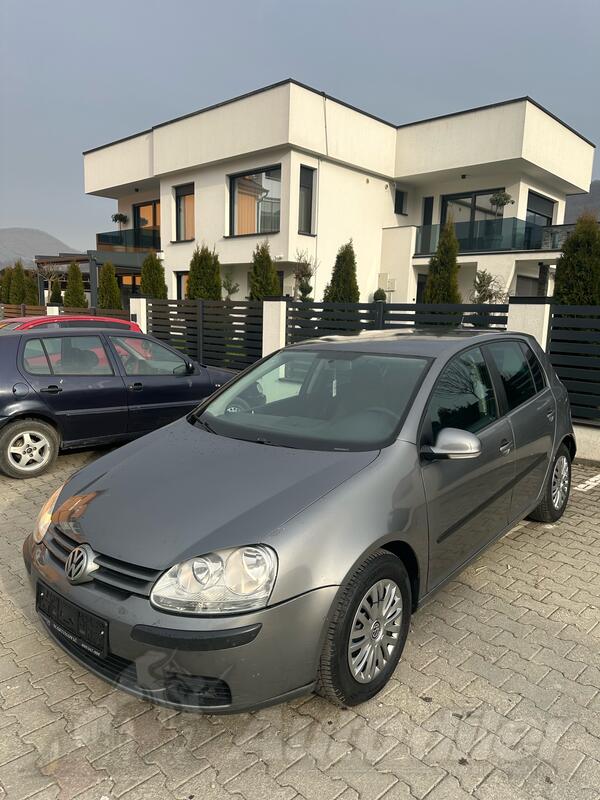 Volkswagen - Golf 5 - 1.9TDI