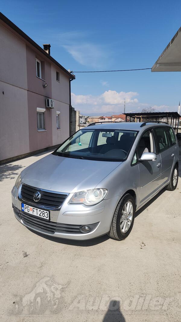 Volkswagen - Touran - 2.0