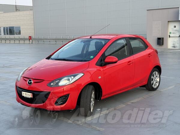 Mazda - 2 - 1,3 Benzin