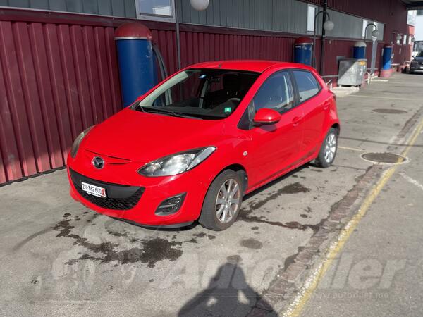 Mazda - 2 - 1,3 Benzin