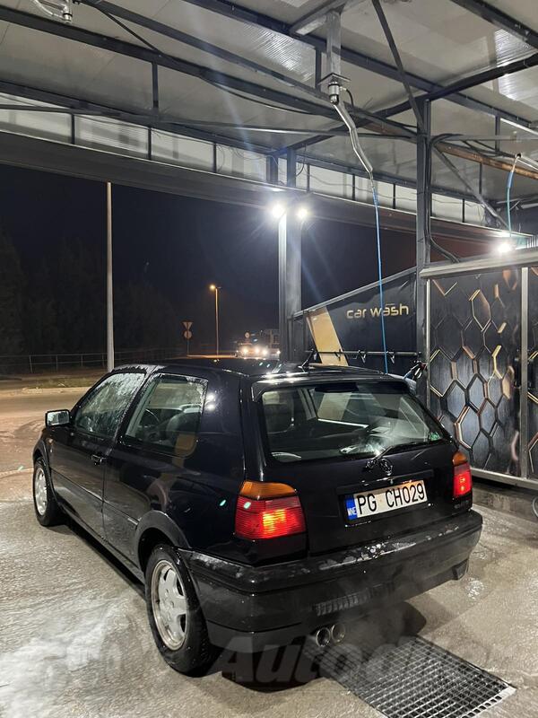 Volkswagen - Golf 3 - 1.6