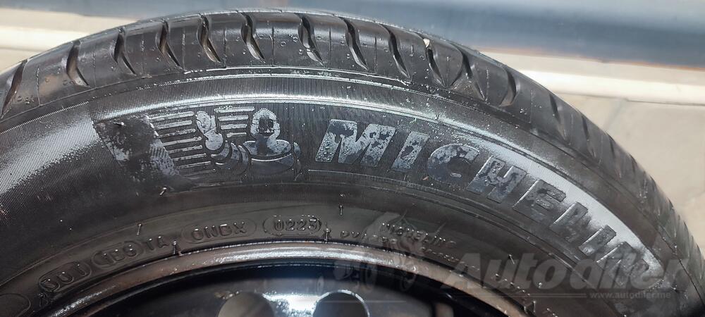 Michelin - 195 65 15 - Summer tire